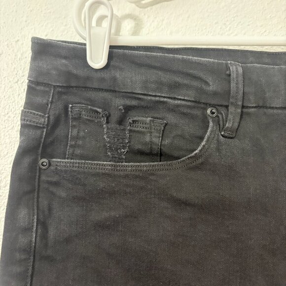 Good American Good Waist Crop Skinny Black Plus Size 20 Distressed Hem - Picture 5 of 10